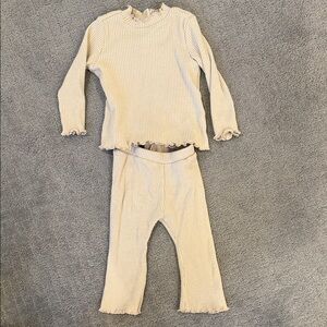 Old Navy Kids Ribbed Set in Beige